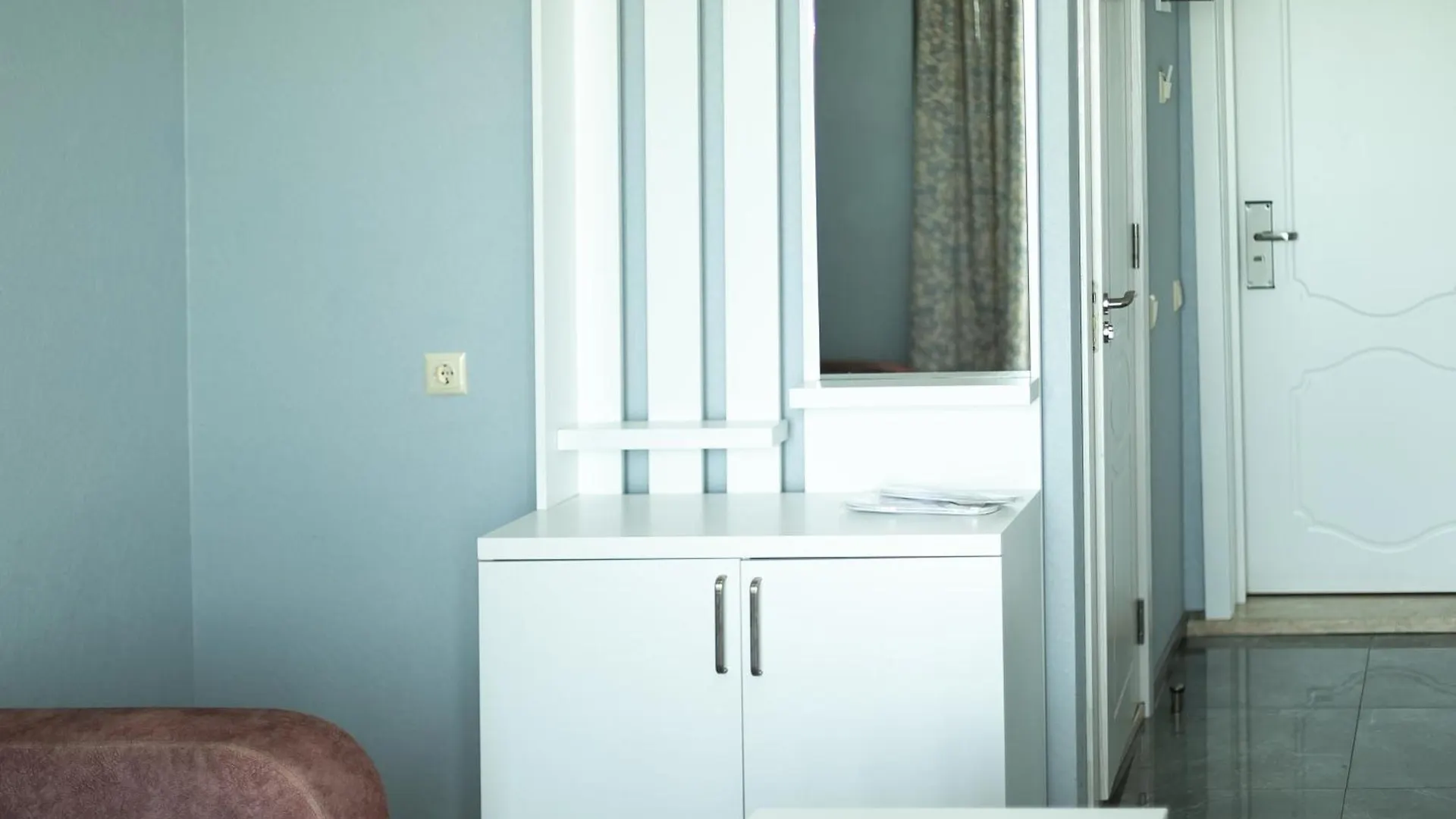 Sea View Rooms In Batumi 0*,